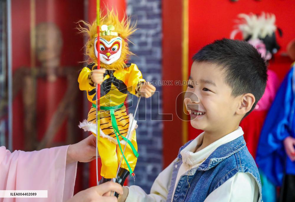 Millennium Puppet Art