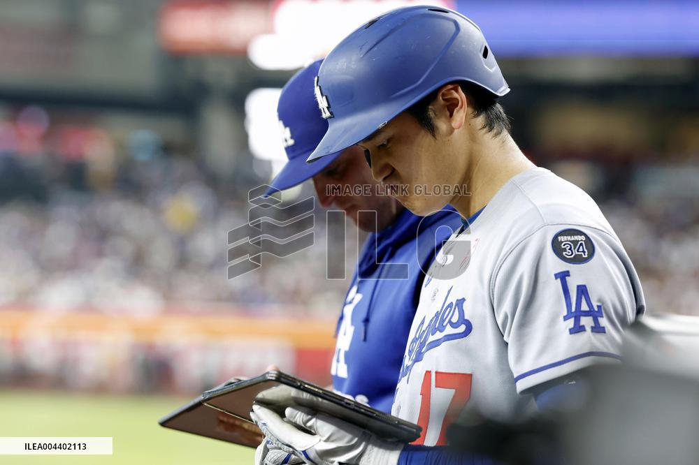 Baseball: Dodgers vs. D-backs
