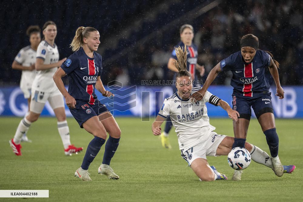 Ligue Feminine Semi Final Match - PSG v Paris FC - Paris