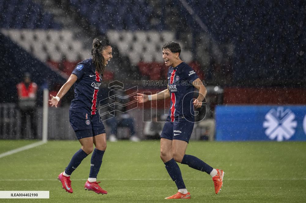 Ligue Feminine Semi Final Match - PSG v Paris FC - Paris