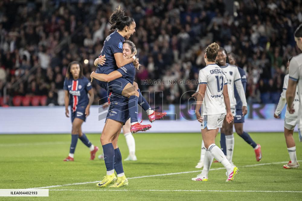 Ligue Feminine Semi Final Match - PSG v Paris FC - Paris