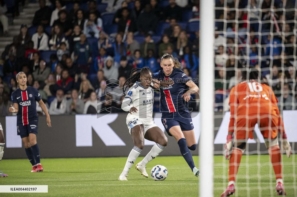 Ligue Feminine Semi Final Match - PSG v Paris FC - Paris