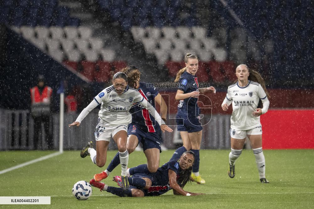 Ligue Feminine Semi Final Match - PSG v Paris FC - Paris