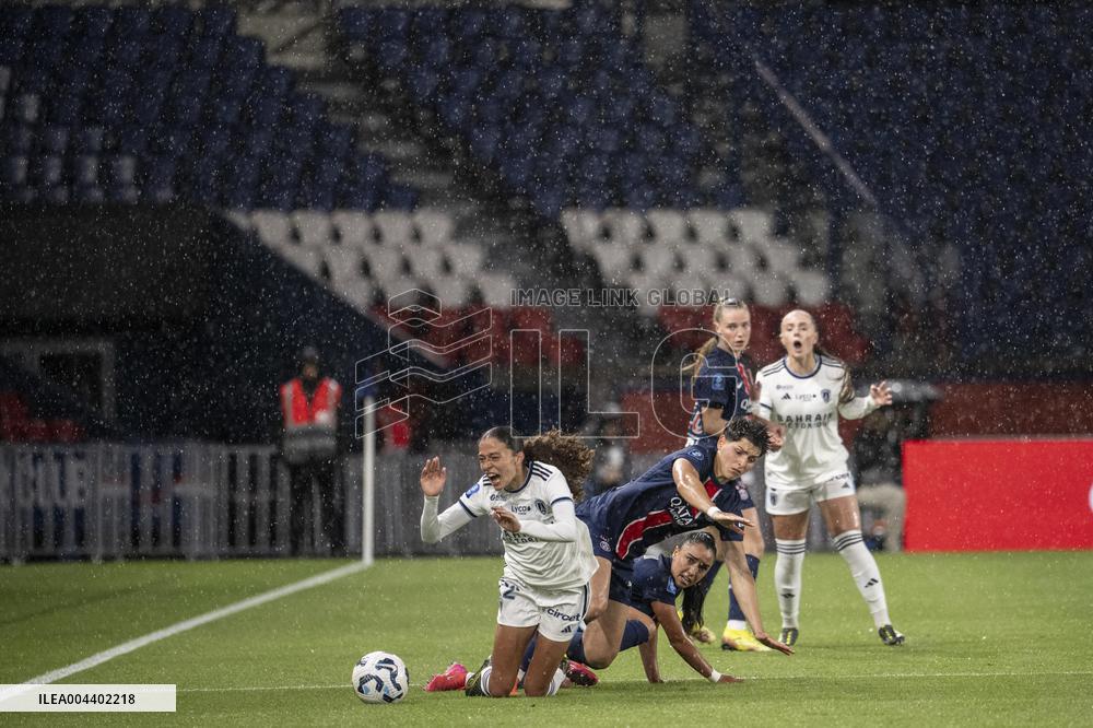 Ligue Feminine Semi Final Match - PSG v Paris FC - Paris