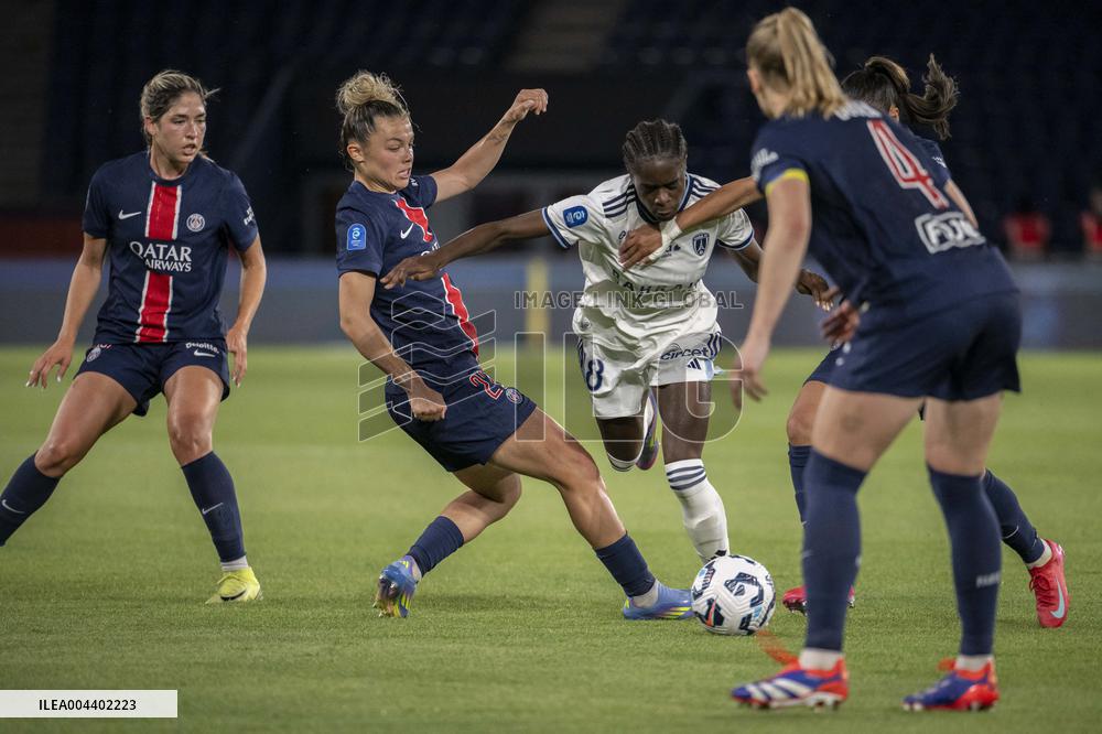 Ligue Feminine Semi Final Match - PSG v Paris FC - Paris