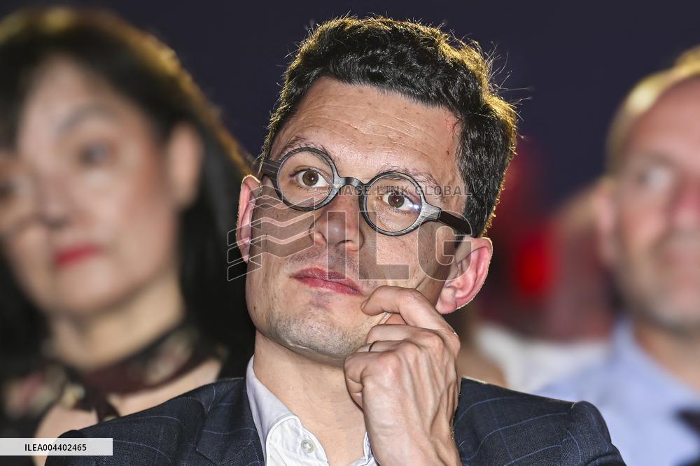 Bruno Retailleau At End-Of-Campaign Meeting - Boulogne-Billancourt