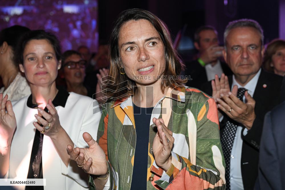 Bruno Retailleau At End-Of-Campaign Meeting - Boulogne-Billancourt