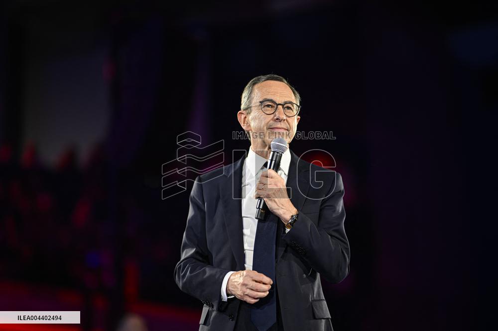 Bruno Retailleau At End-Of-Campaign Meeting - Boulogne-Billancourt