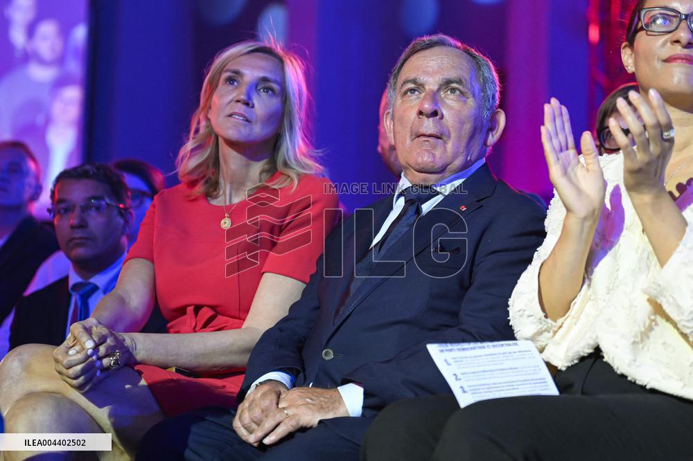 Bruno Retailleau At End-Of-Campaign Meeting - Boulogne-Billancourt