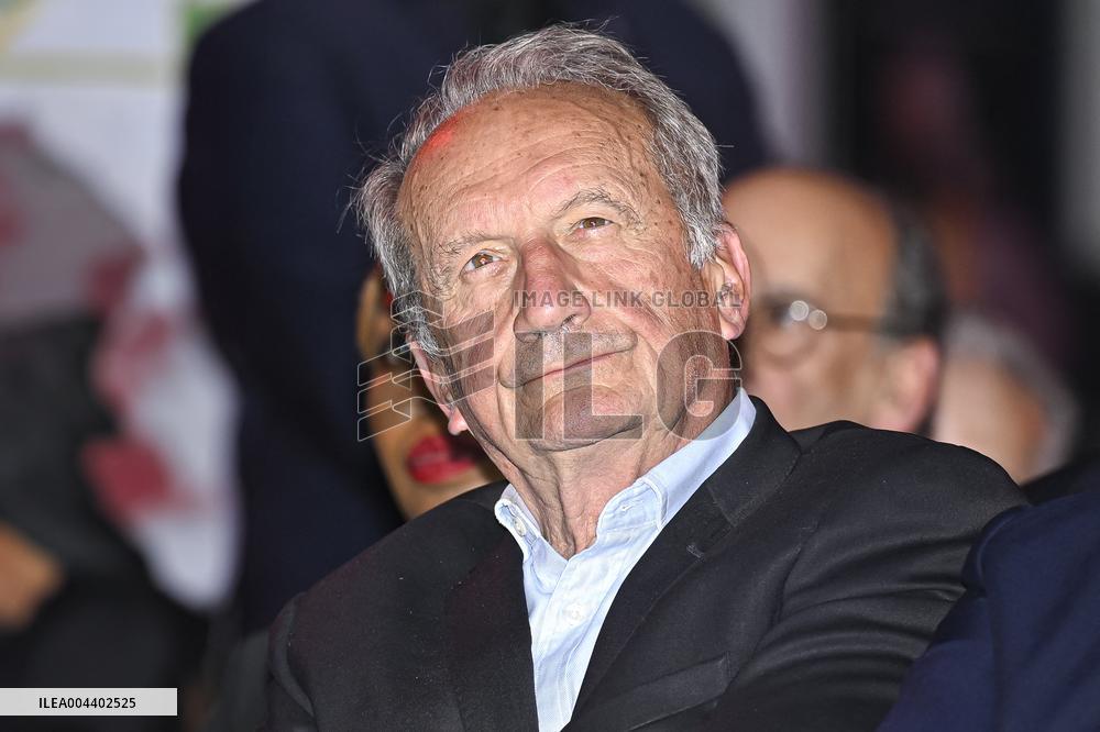 Bruno Retailleau At End-Of-Campaign Meeting - Boulogne-Billancourt