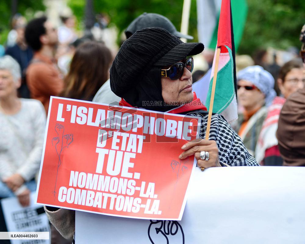 Jean-Luc Melenchon Joins March Against Islamophobia - Paris