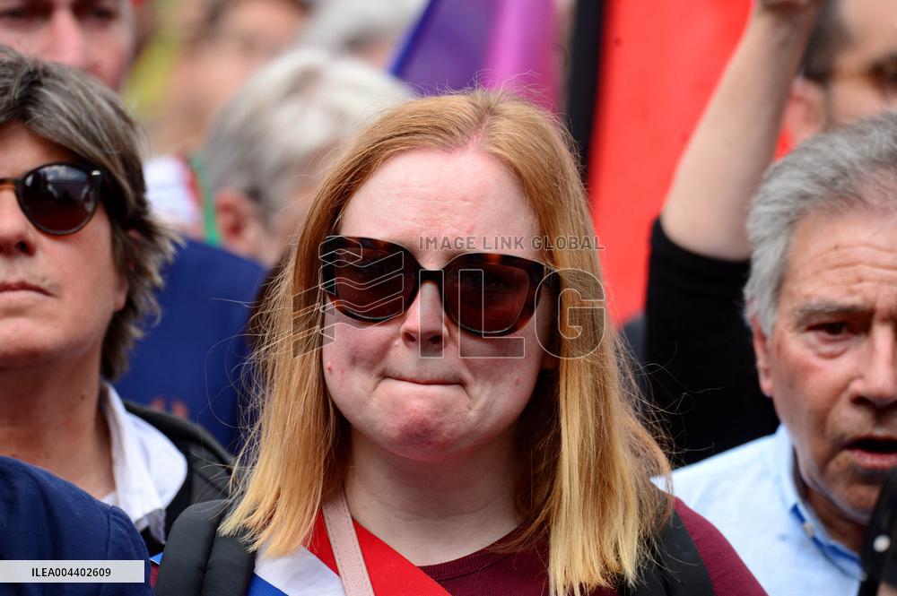 Jean-Luc Melenchon Joins March Against Islamophobia - Paris