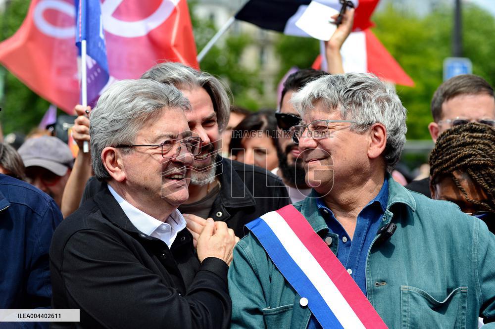 Jean-Luc Melenchon Joins March Against Islamophobia - Paris