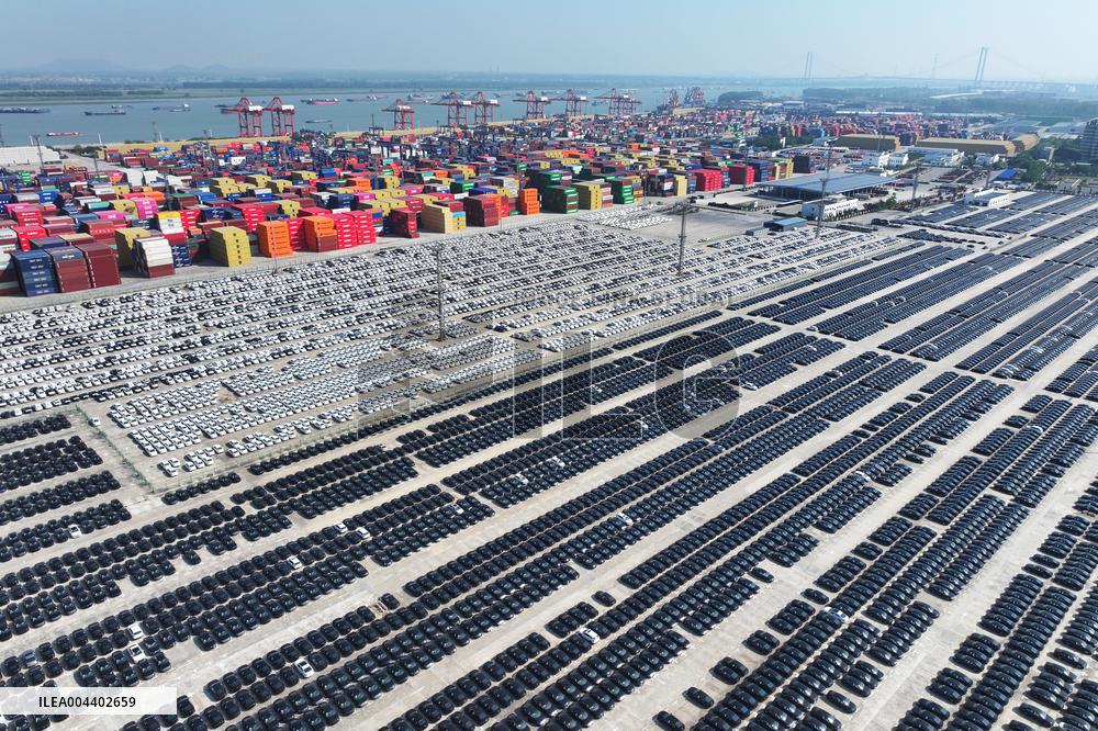 China April Vehicles Export