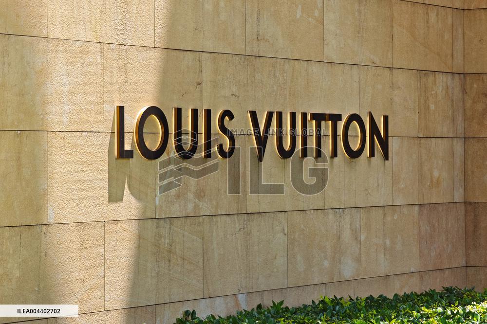 Louis Vuitton Store