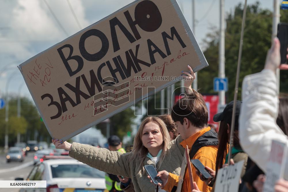 FreeAzov rally in Kyiv