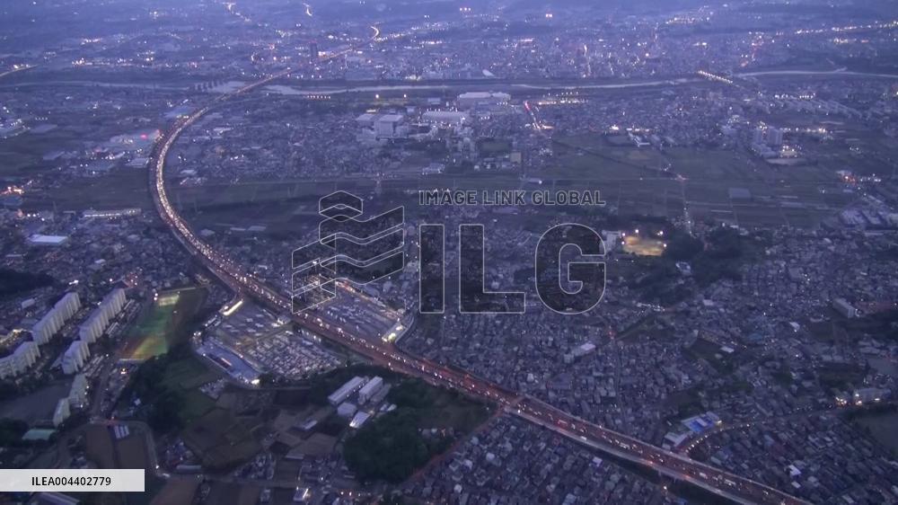 Return rush of Golden Week holidaymakers in Japan