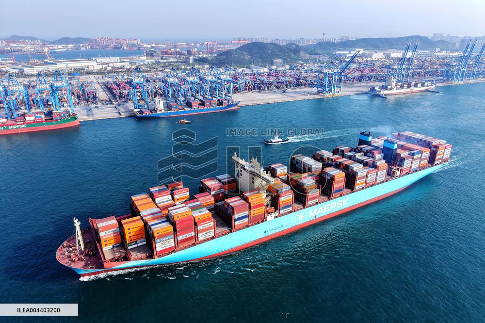 Port Container Trade