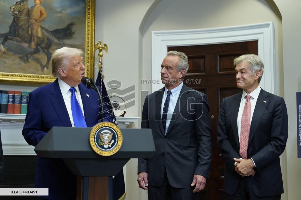 Trump Signs an Executive Order Lowering Prescription Drug Costs