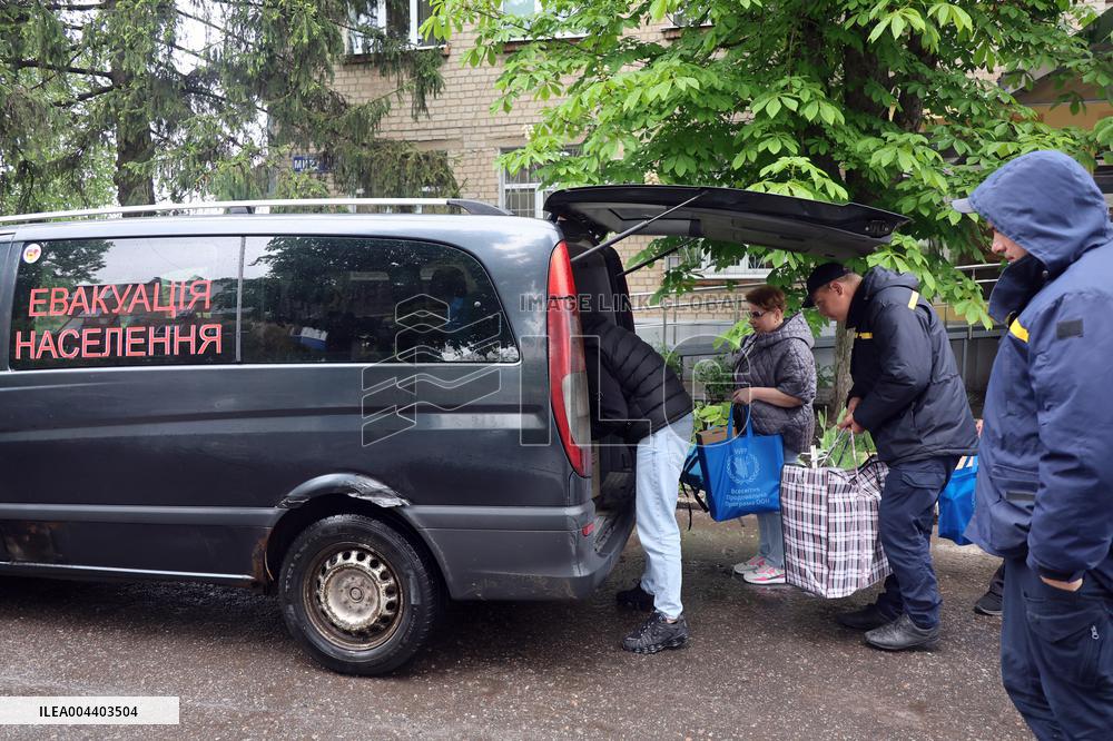 Evacuation transit centre in Kharkiv
