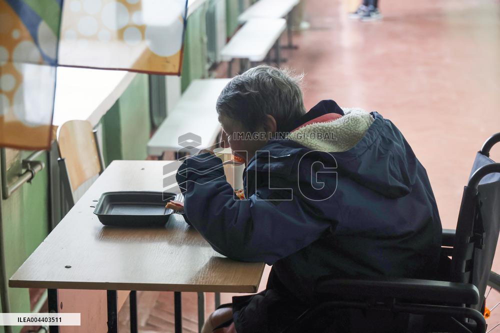 Evacuation transit centre in Kharkiv