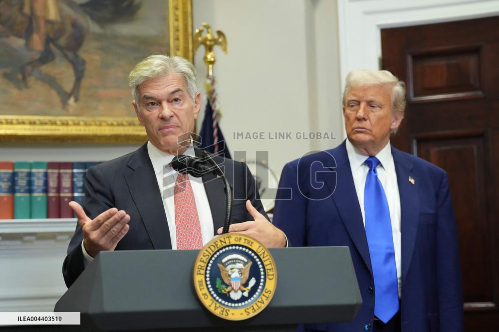 Trump Signs an Executive Order Lowering Prescription Drug Costs