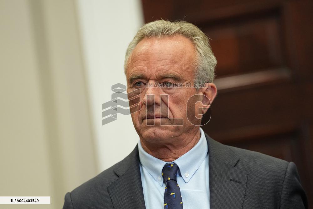 Trump Signs an Executive Order Lowering Prescription Drug Costs