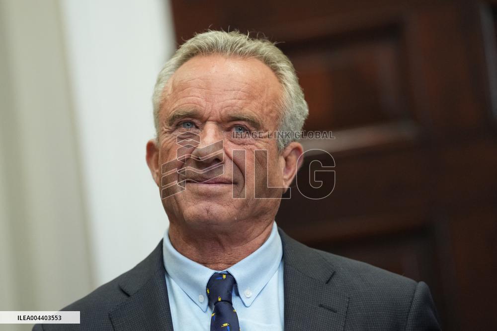 Trump Signs an Executive Order Lowering Prescription Drug Costs