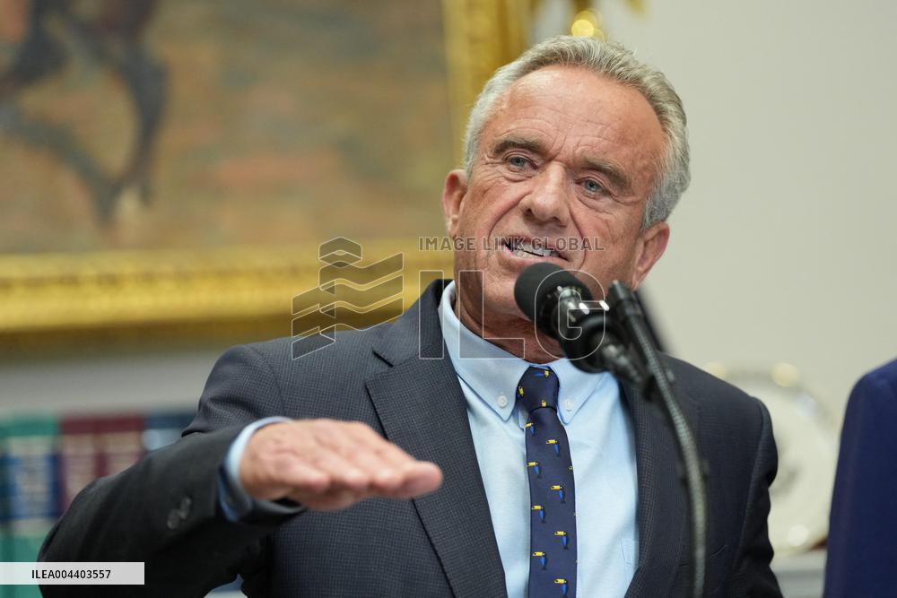 Trump Signs an Executive Order Lowering Prescription Drug Costs