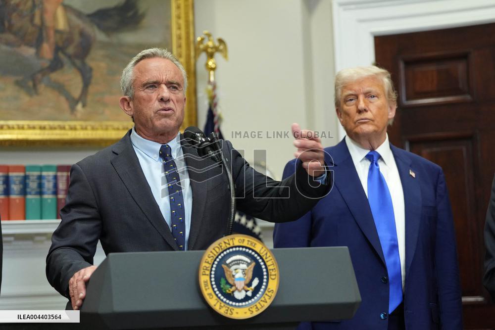 Trump Signs an Executive Order Lowering Prescription Drug Costs