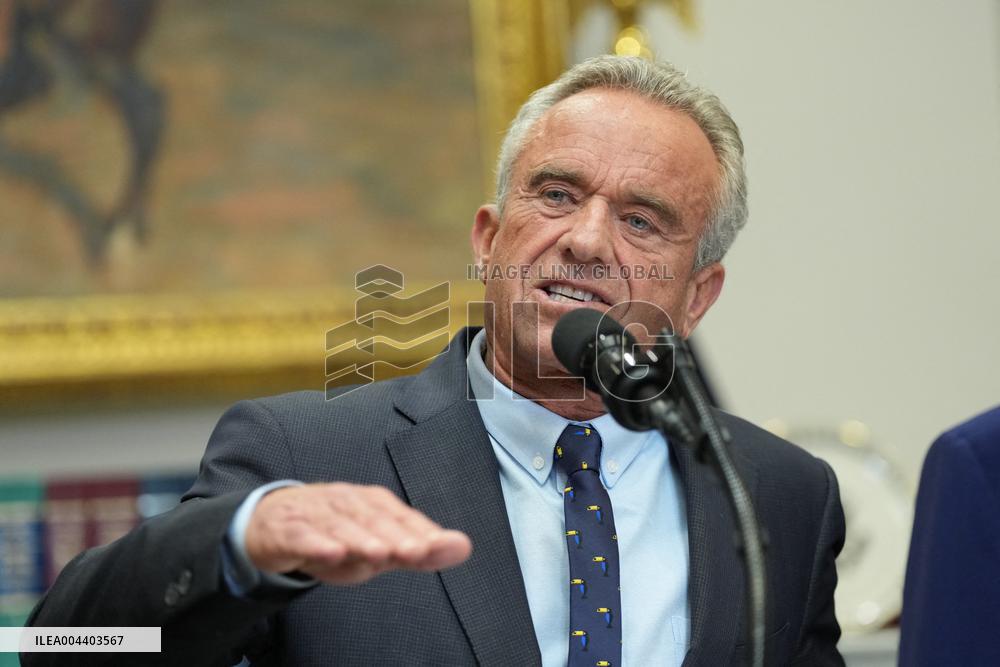 Trump Signs an Executive Order Lowering Prescription Drug Costs