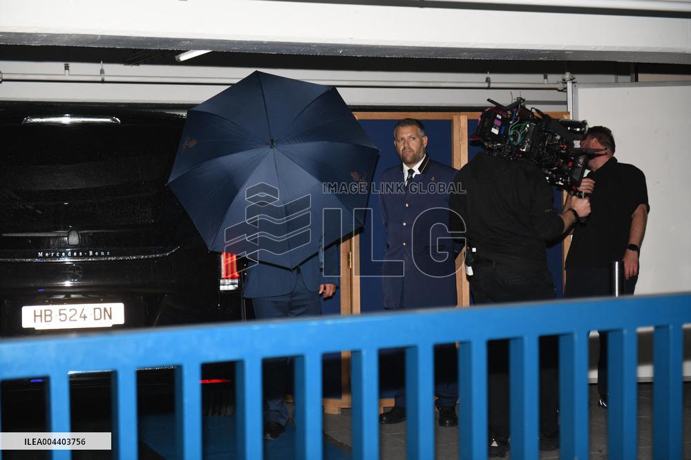 Kim Kardashian Arrives At Ritz Hotel in Paris