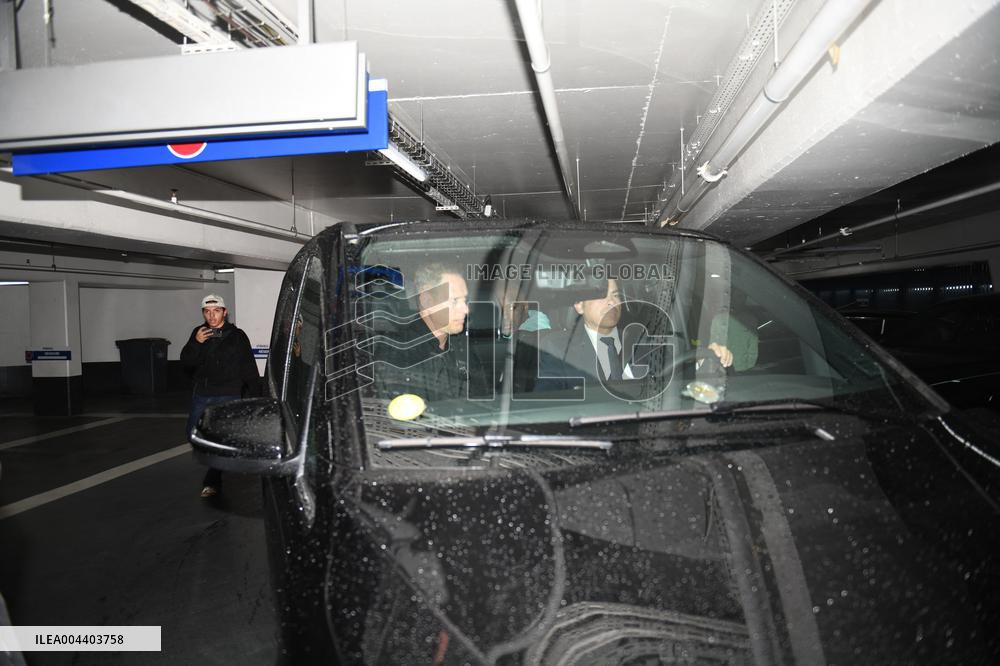 Kim Kardashian Arrives At Ritz Hotel in Paris