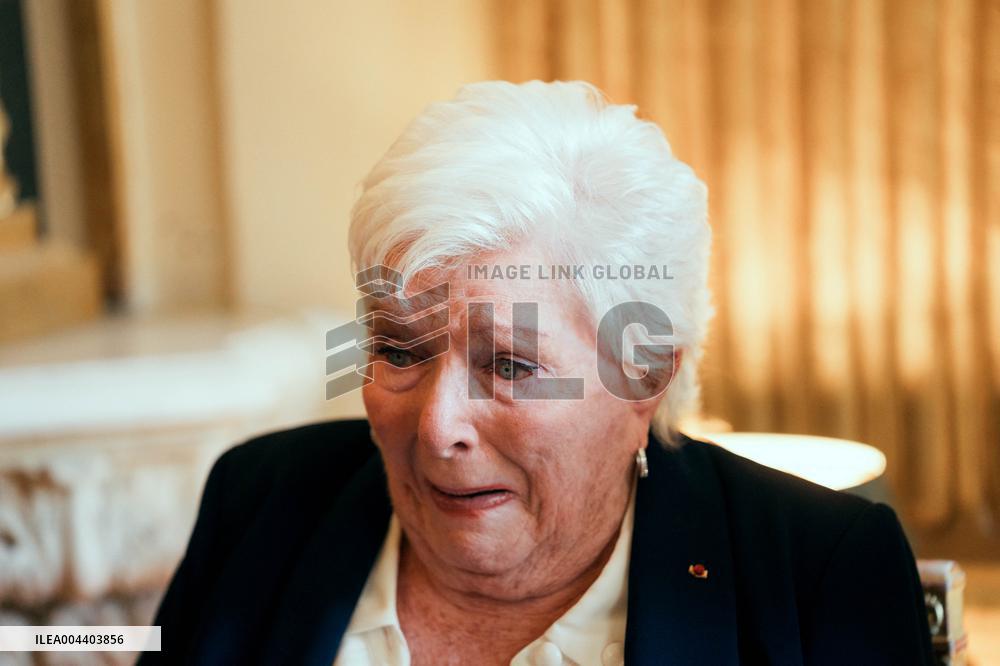 Line Renaud donates her archives to the State - Paris AJ