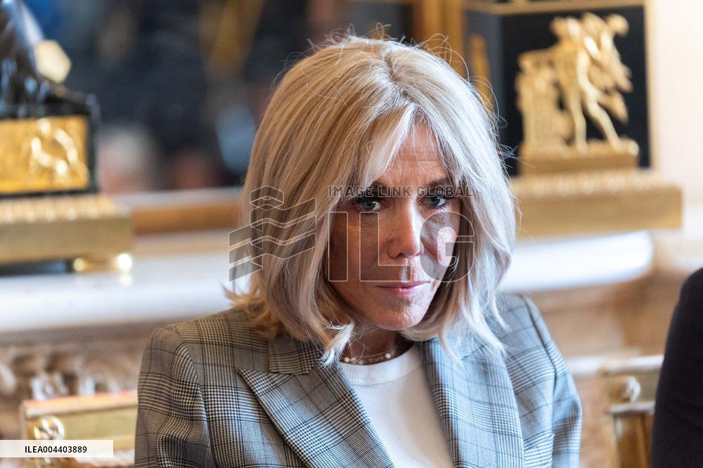 Line Renaud donates her archives to the State - Paris AJ