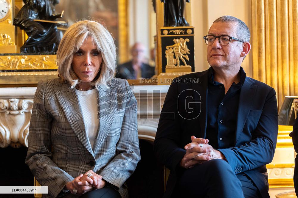 Line Renaud donates her archives to the State - Paris AJ