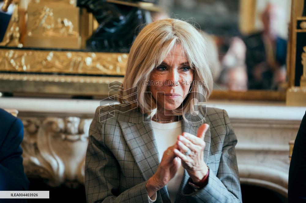 Line Renaud donates her archives to the State - Paris AJ