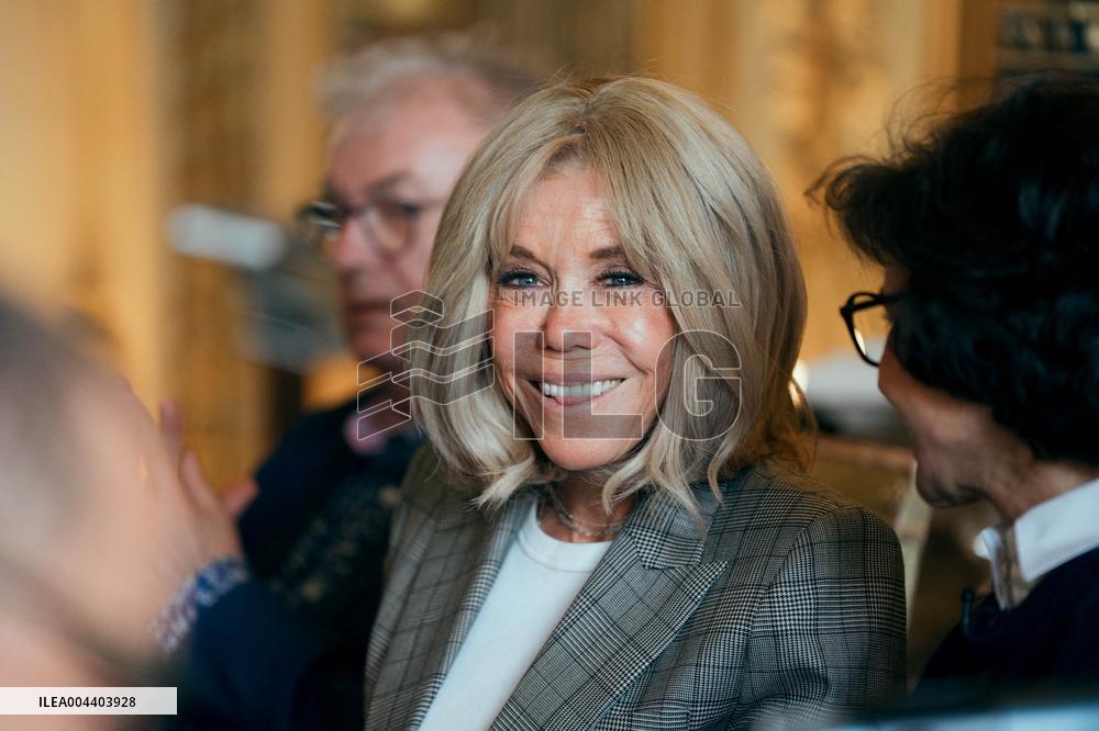 Line Renaud donates her archives to the State - Paris AJ