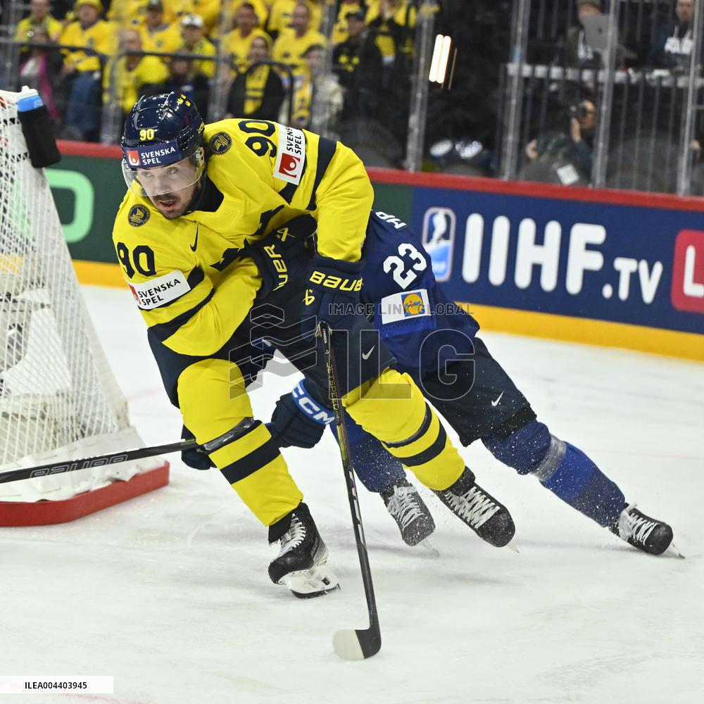 ICE HOCKEY WC FINLAND-SWEDEN