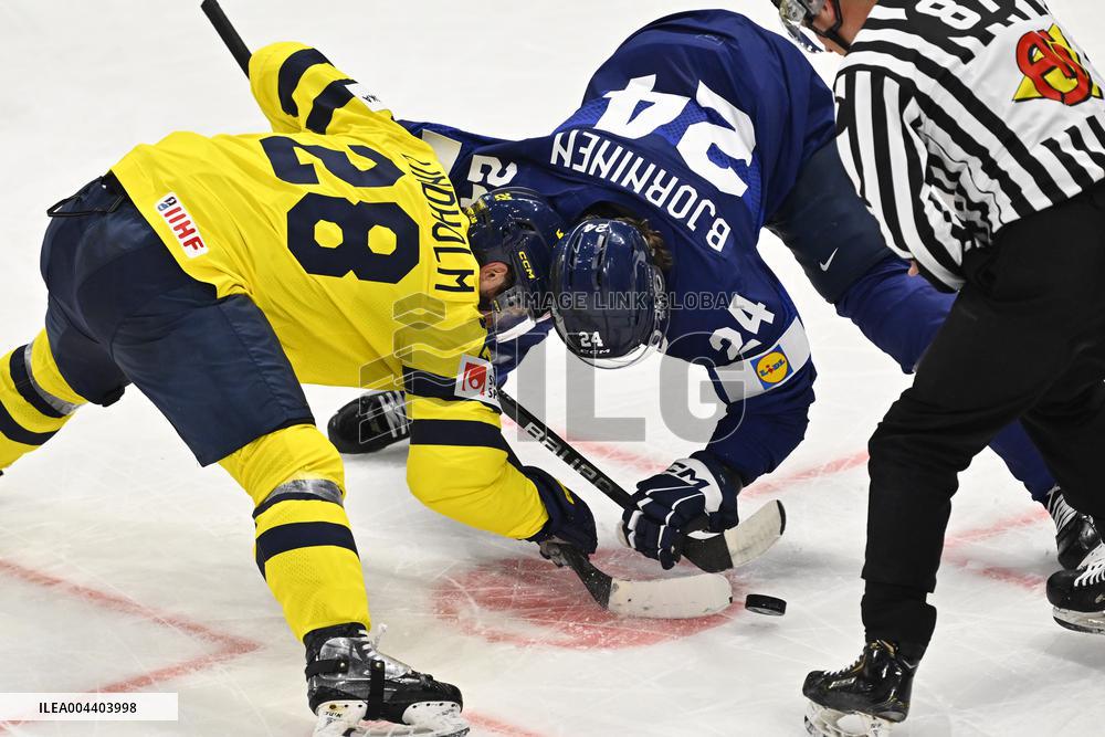 ICE HOCKEY WC FINLAND-SWEDEN