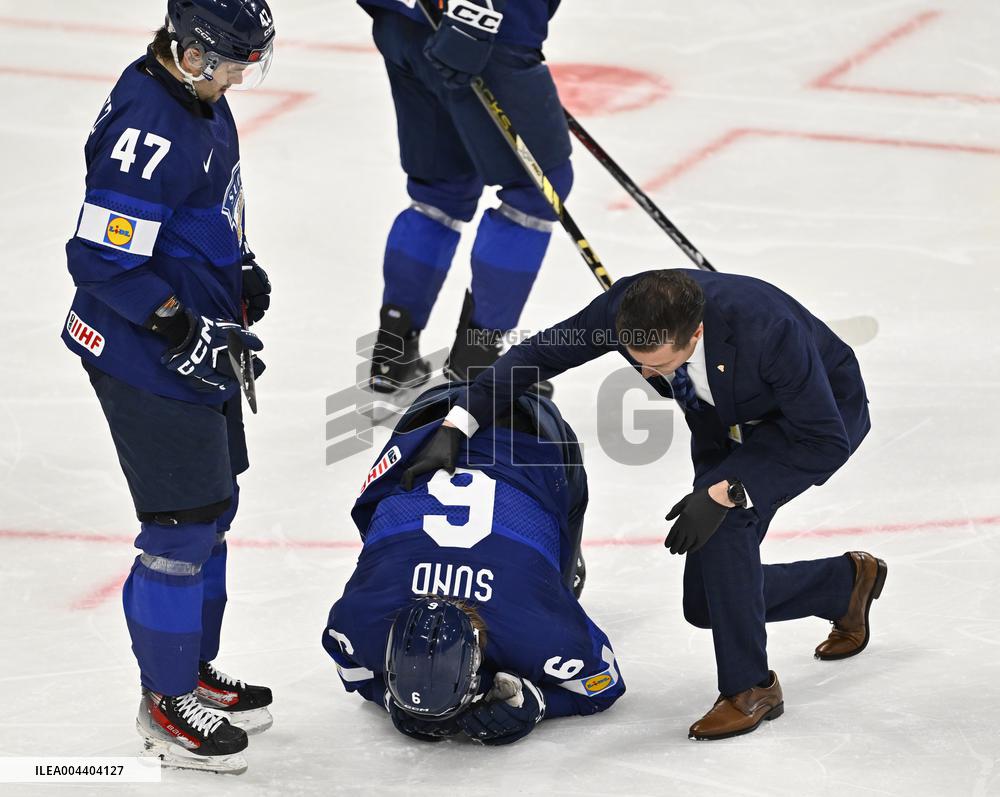 ICE HOCKEY WC FINLAND-SWEDEN