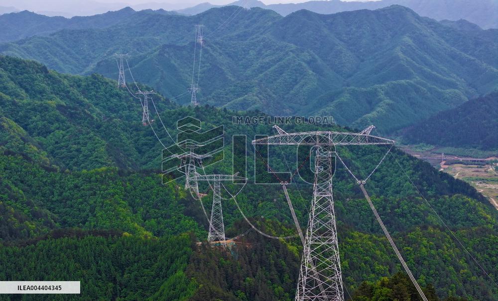 Uninhabited Areas High Voltage Direct Current Transmission Lines