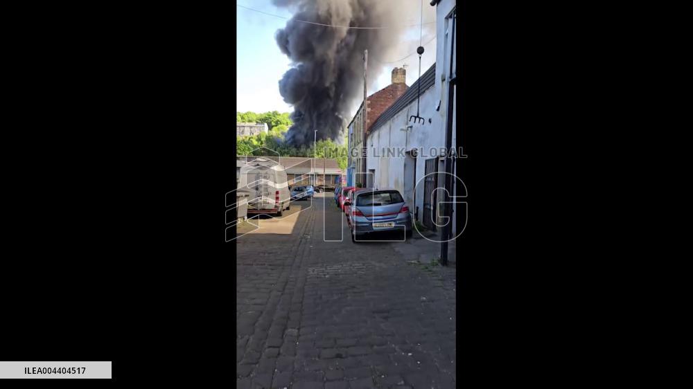 UK: Dewsbury Scrapyard Fire Prompts Smoke Warning