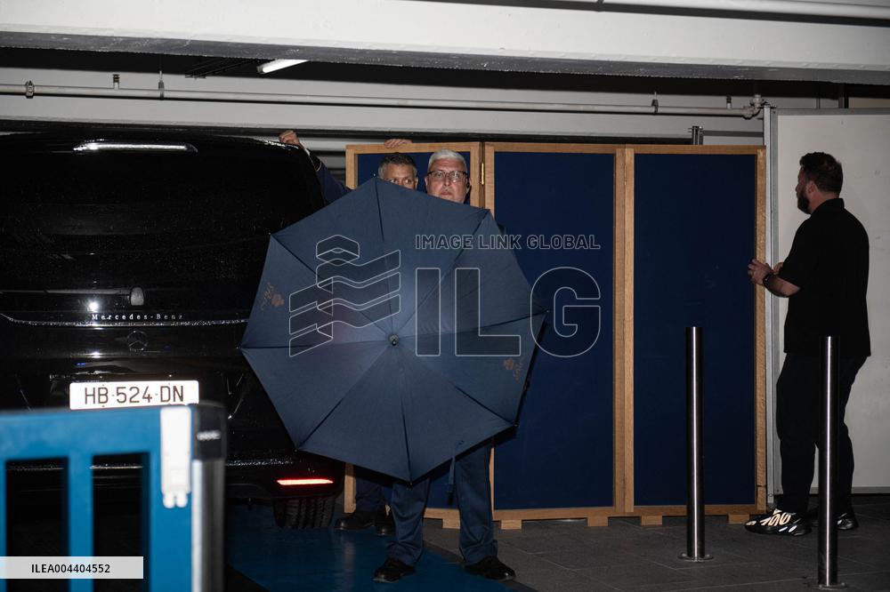 Convoy Carrying Kim Kardashian Arrives At The Ritz - Paris