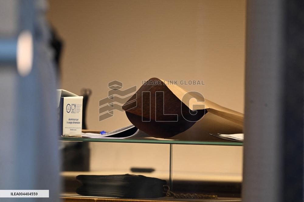 Louis Vuitton Store in Paris Hit by Ram-Raid Burglary