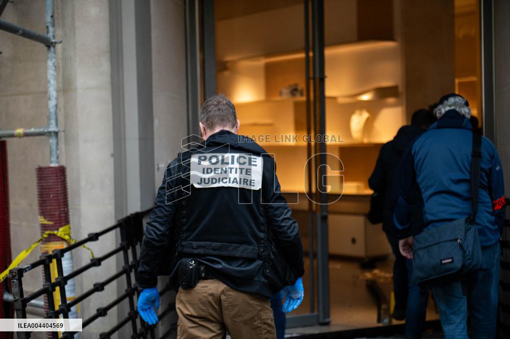 Louis Vuitton Store in Paris Hit by Ram-Raid Burglary