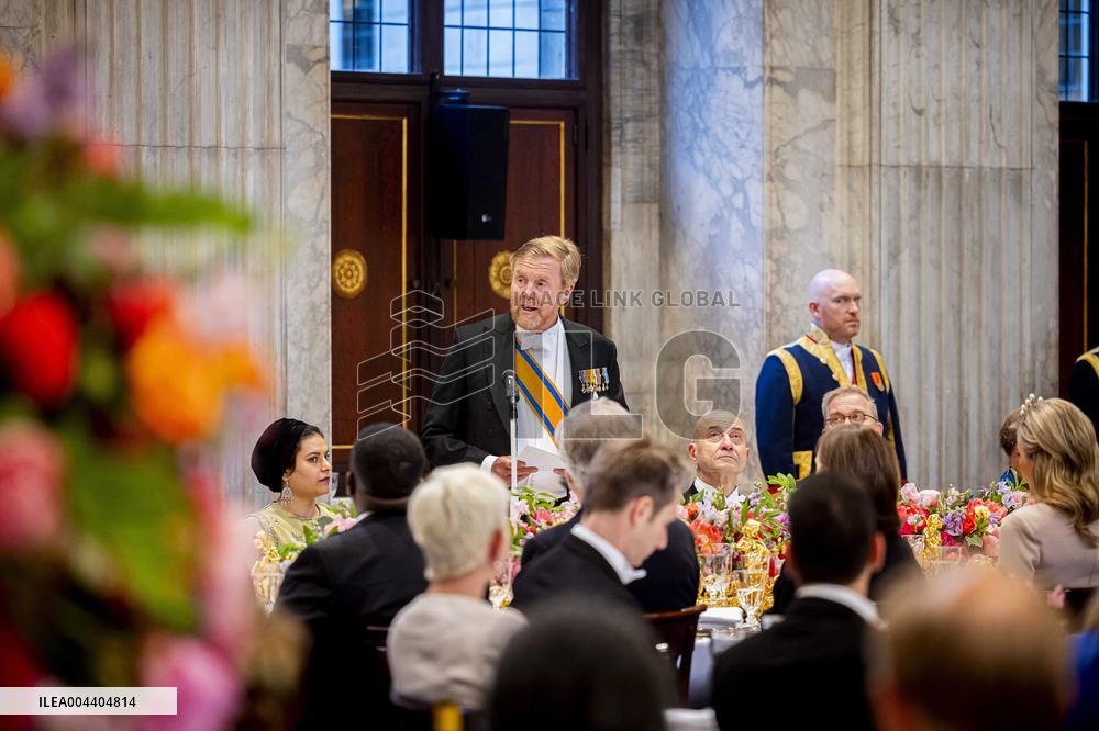 Royal Dinner for Diplomatic Corps in Amsterdam