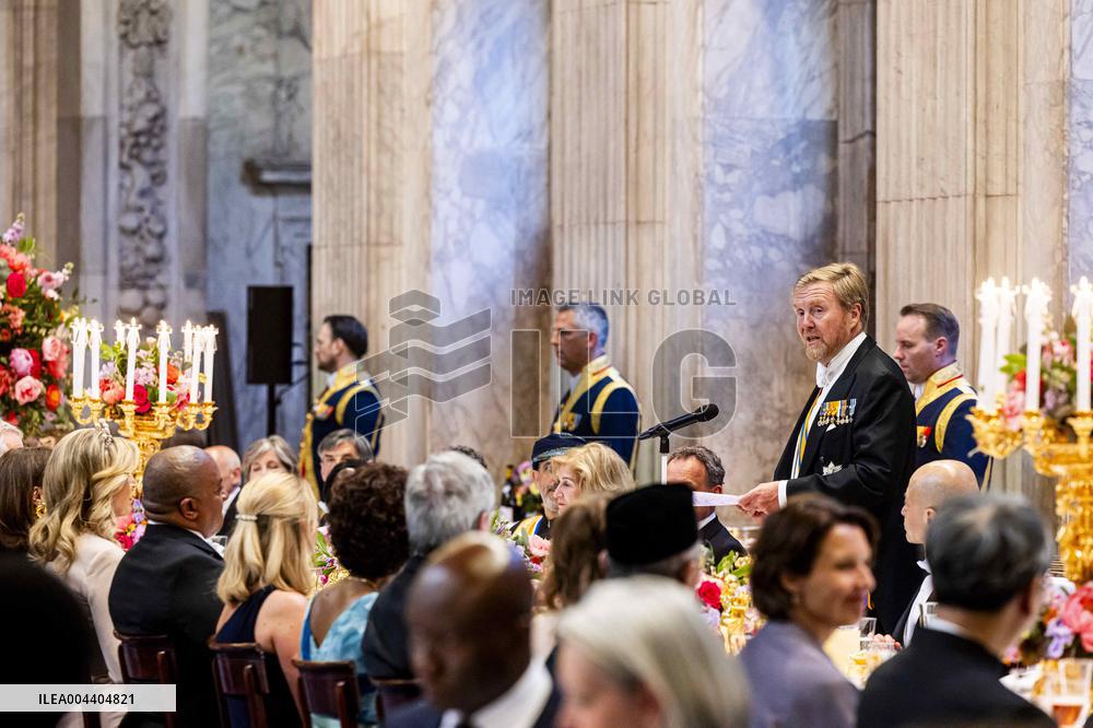 Royal Dinner for Diplomatic Corps in Amsterdam