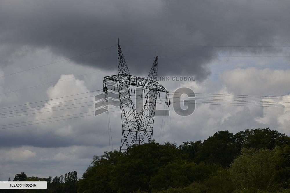 High-Voltage Line Installed for Data4 Data Center - Marcoussis
