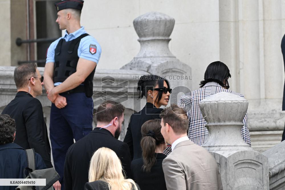Kim Kardashian Arrives at Paris Courthouse for Robbery Trial Testimony